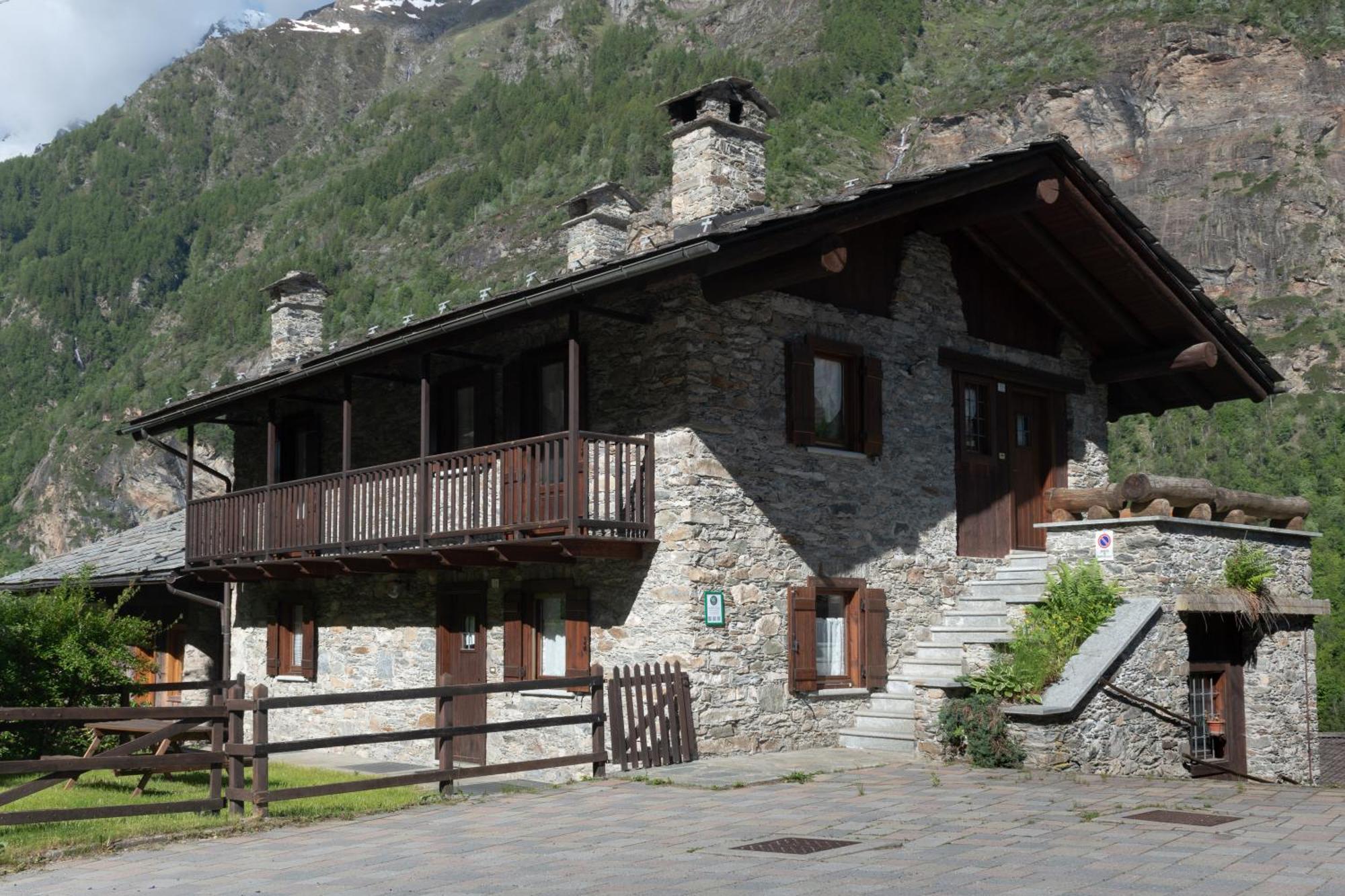 Case Gran Paradiso Rhemes Saint Georges Exterior photo
